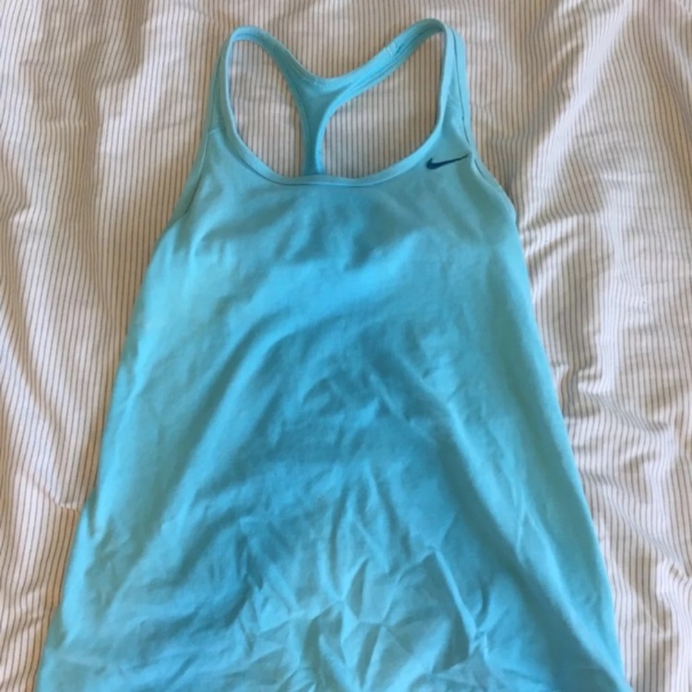 Nike tank